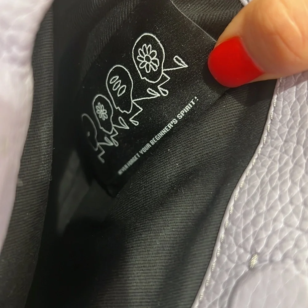 Kara | NWOT Lavender Pebble Leather Mini Puff Bag
